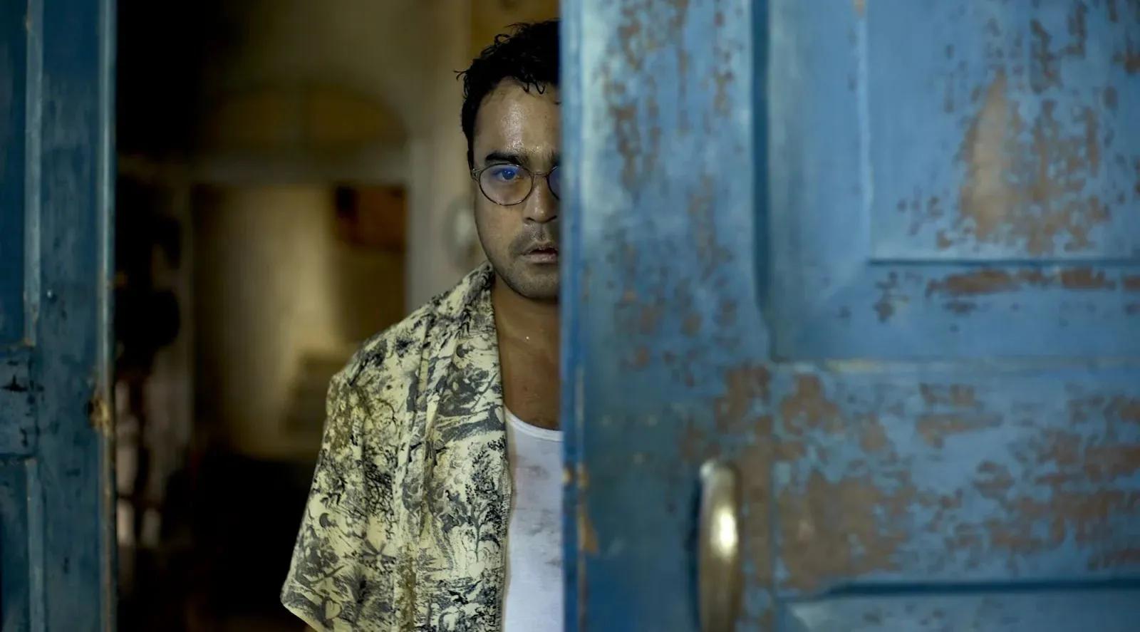 (Photo from Outside (2024)/Netflix)