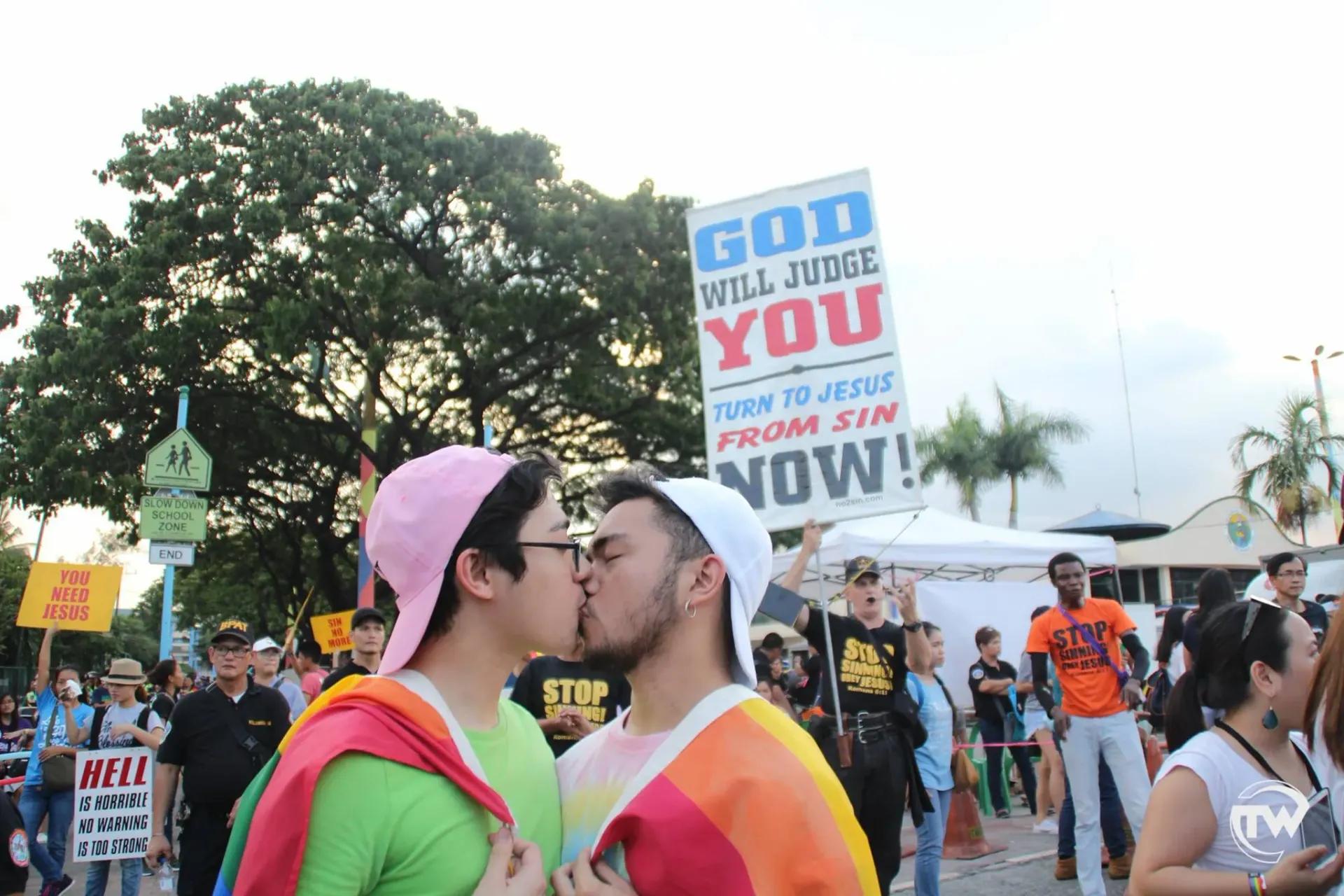 (Photo from Mark Darius Sulit/TomasinoWeb)