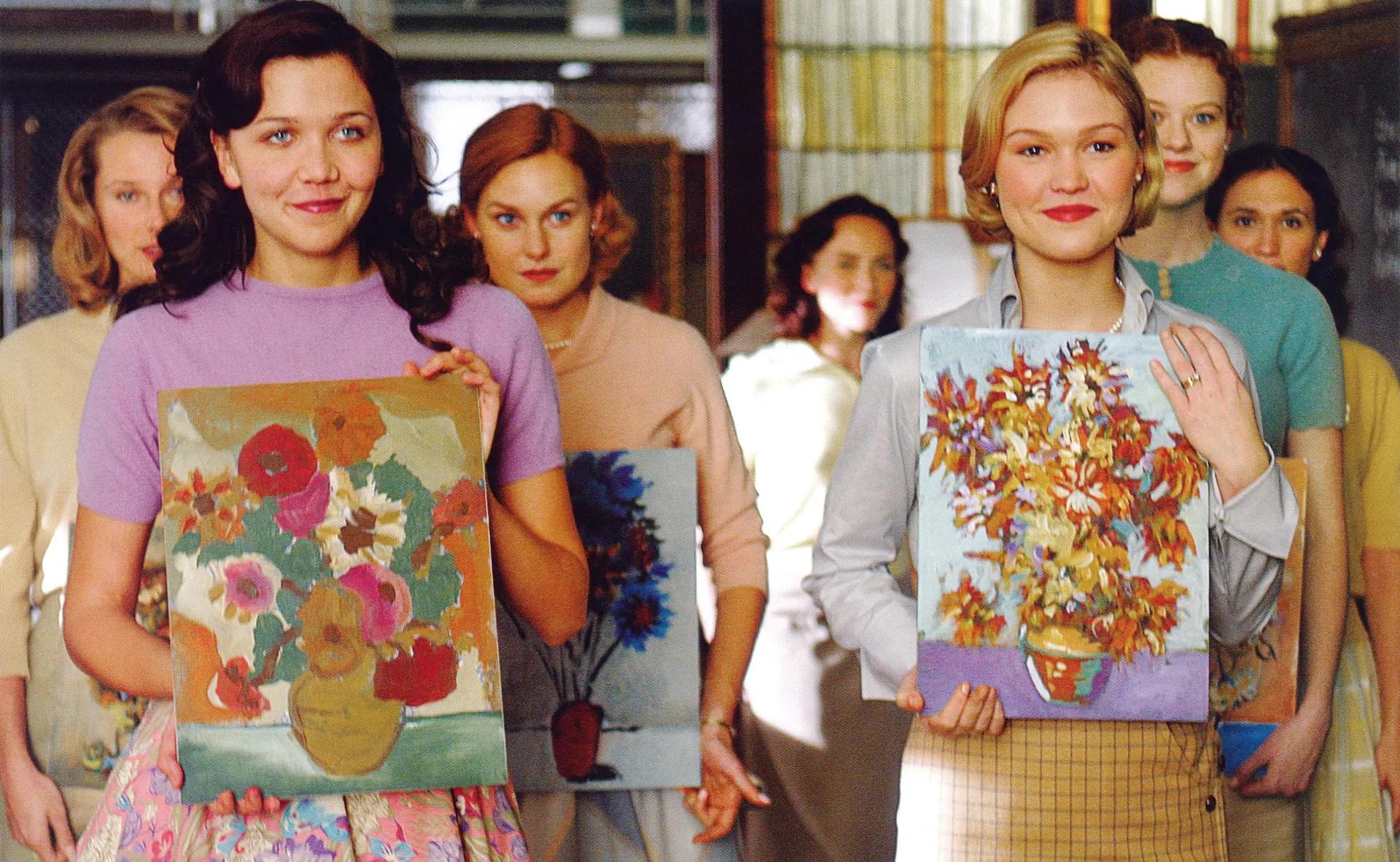 Screenshot from Mona Lisa Smile (2003)