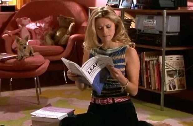 (Screenshot from Legally Blonde (2001))
