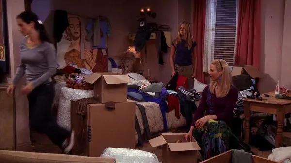 Screenshot from Friends (1994-2004) Screenshot from Friends (1994-2004)