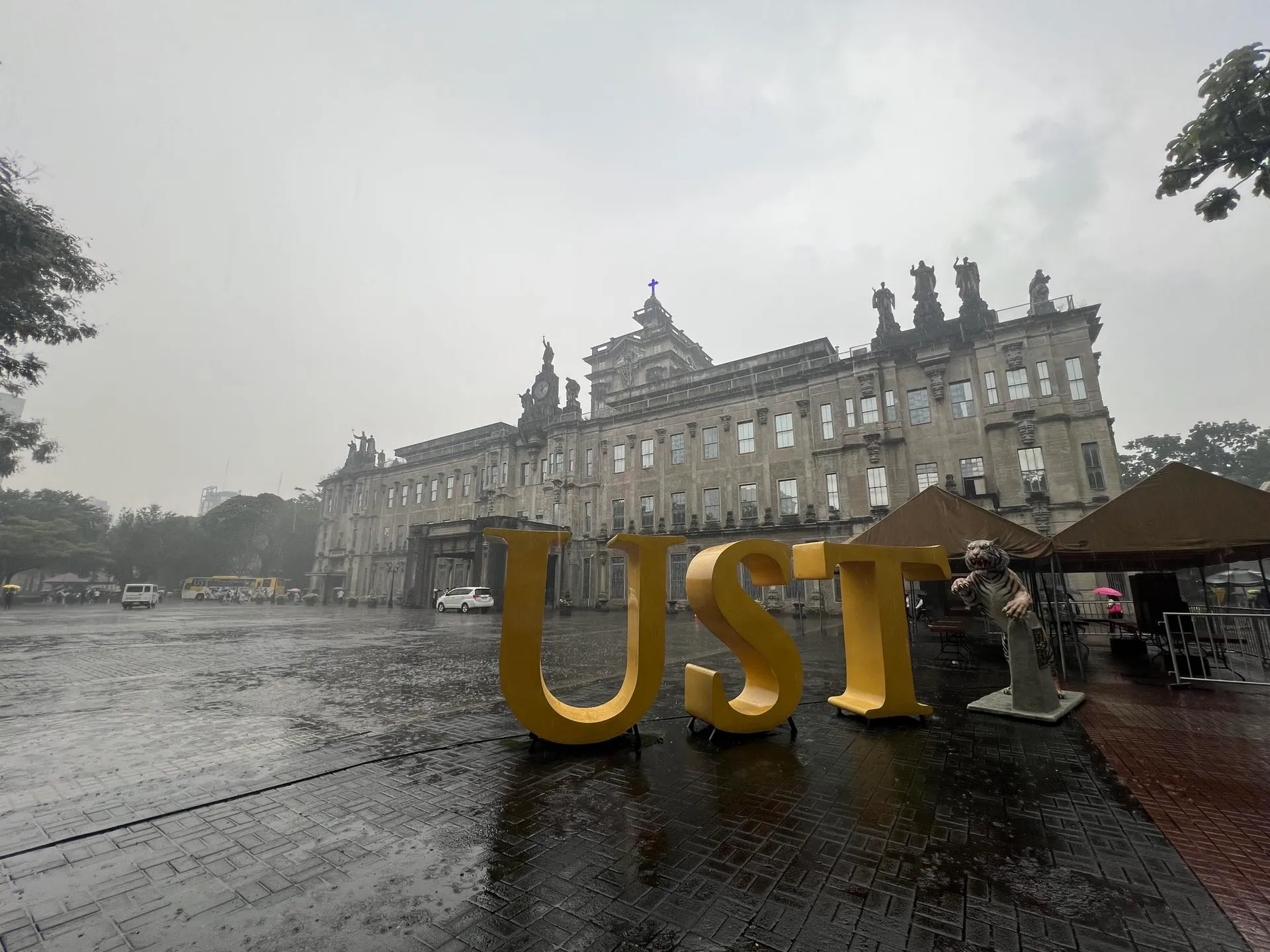 UST stays as PH’s No. 3 in 2025 THE World University Rankings • TomasinoWeb